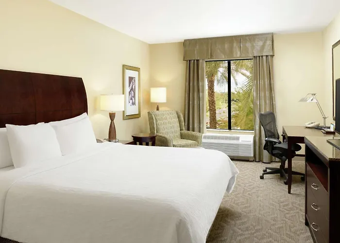 Hilton Garden North Happy Valley Hotel 3*