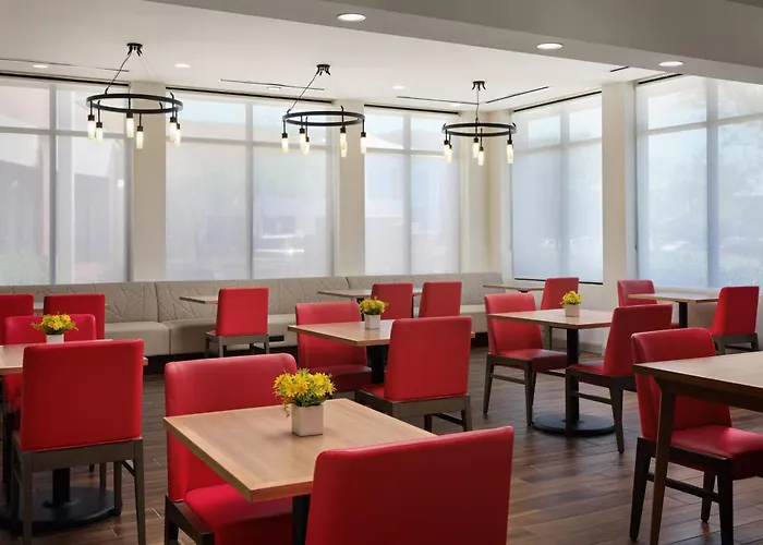 Hilton Garden North Happy Valley