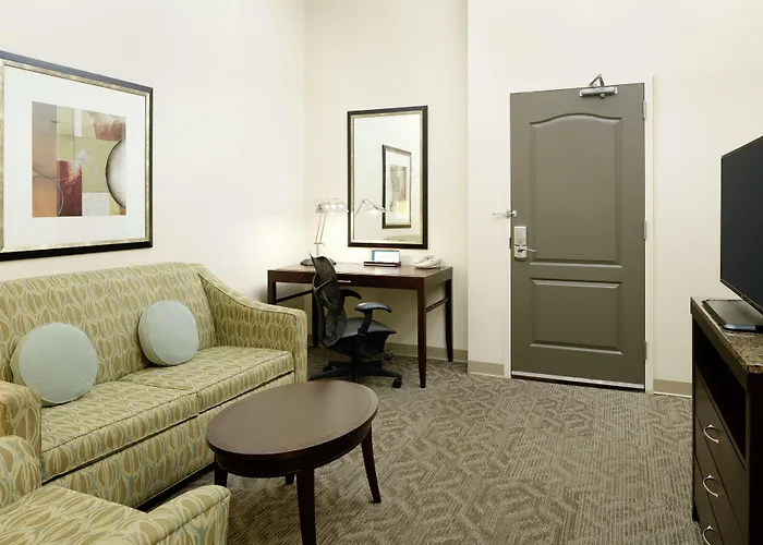 Hilton Garden North Happy Valley Hotel 3*