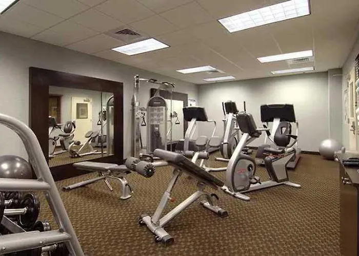 Hilton Garden North Happy Valley 3*